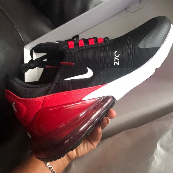 Nike Air 270s - Picture 3 of 6